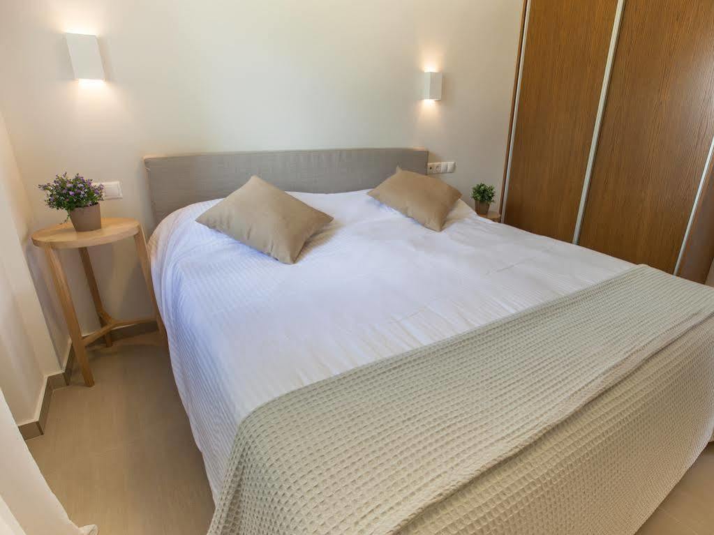Abelia Luxurious Villas フィニクーダ エクステリア 写真