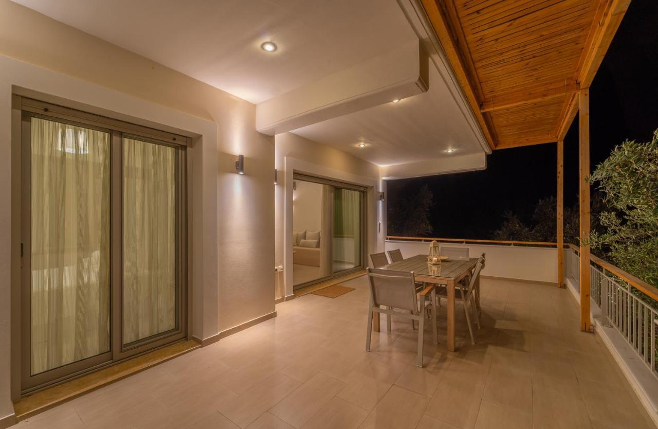 Abelia Luxurious Villas フィニクーダ エクステリア 写真